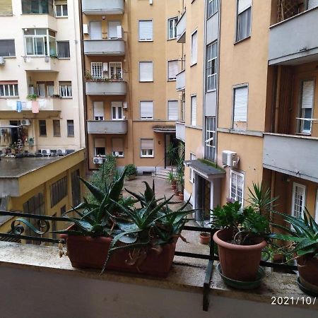Апартаменты Affittacamera Ferracani Рим Экстерьер фото